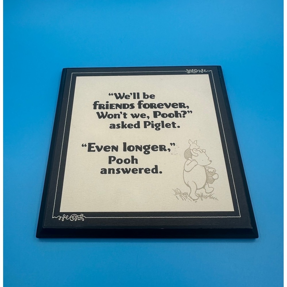 Disney Winnie the Pooh "Friends Forever" Wall Plaque By Hallmark For Nursery 5"